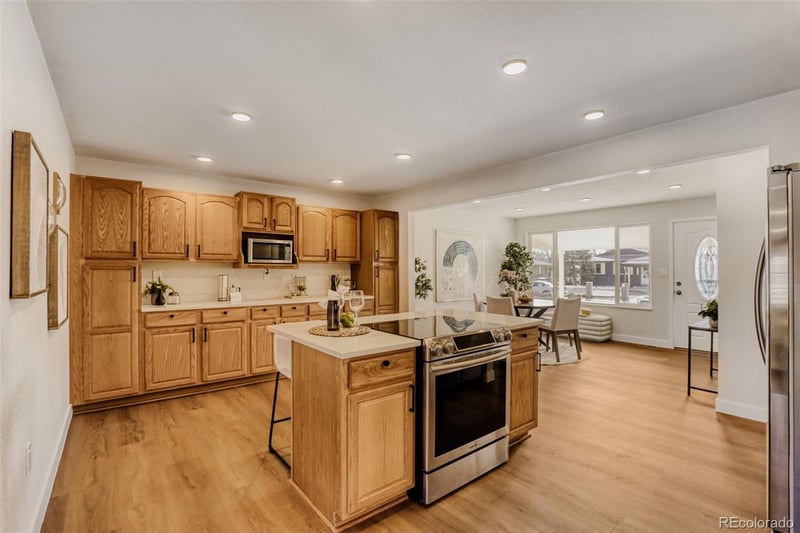 6721 61st Ave, Commerce City, CO 80022