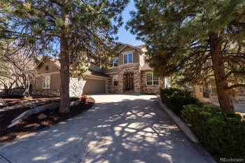 952 Greenridge Ln, Castle Pines, CO 80108