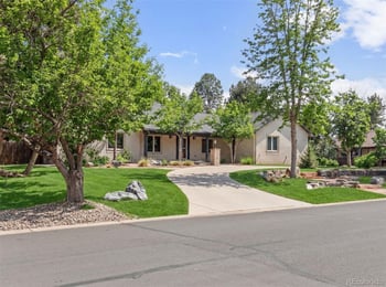 3880 Elkhart St, Aurora, CO 80014