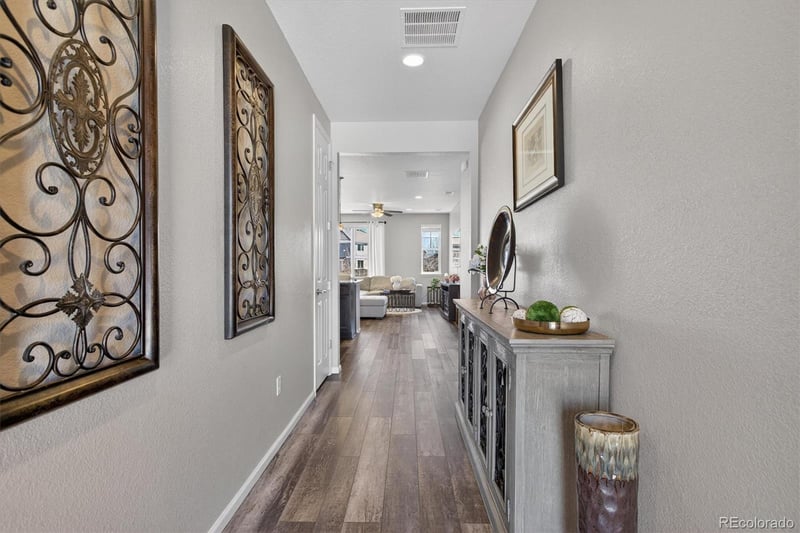 22350 Mansfield Pl, Aurora, CO 80018