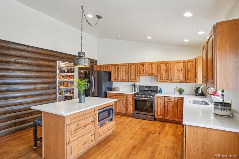 28001 Highway 52 , Keenesburg, CO 80643