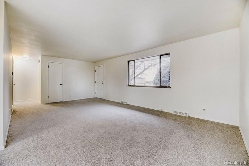 6130 Mississippi Ave, Lakewood, CO 80226