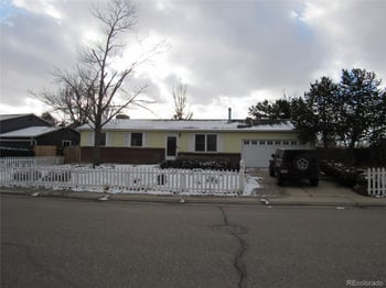 2819 Memphis St, Aurora, CO 80013