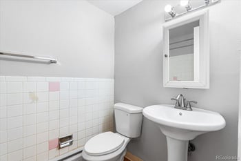 1588 Macon St, Aurora, CO 80010