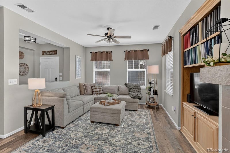 10471 Truckee St #1B, Commerce City, CO 80022