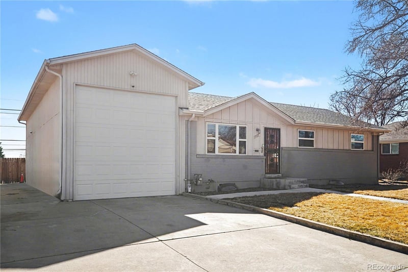 1560 112th Pl, Northglenn, CO 80233