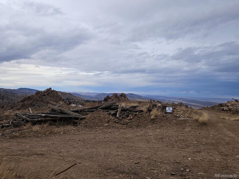 654 Hernia Hill Trl, Bellvue, CO 80512