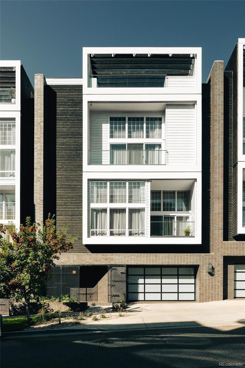 2556 18th St, Denver, CO 80211