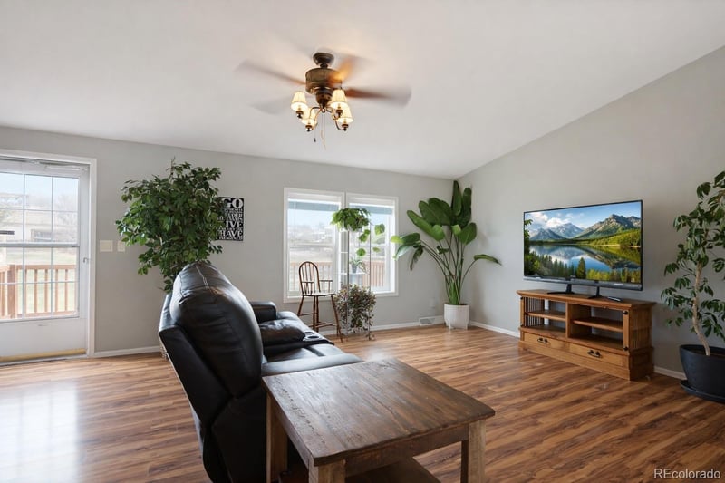 902 Willis Ave, La Veta, CO 81055