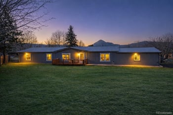 902 Willis Ave, La Veta, CO 81055