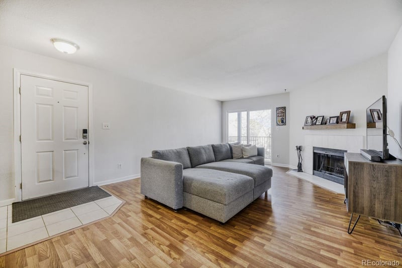 13085 Cedar Dr #313, Lakewood, CO 80228