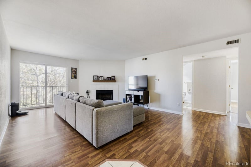 13085 Cedar Dr #313, Lakewood, CO 80228