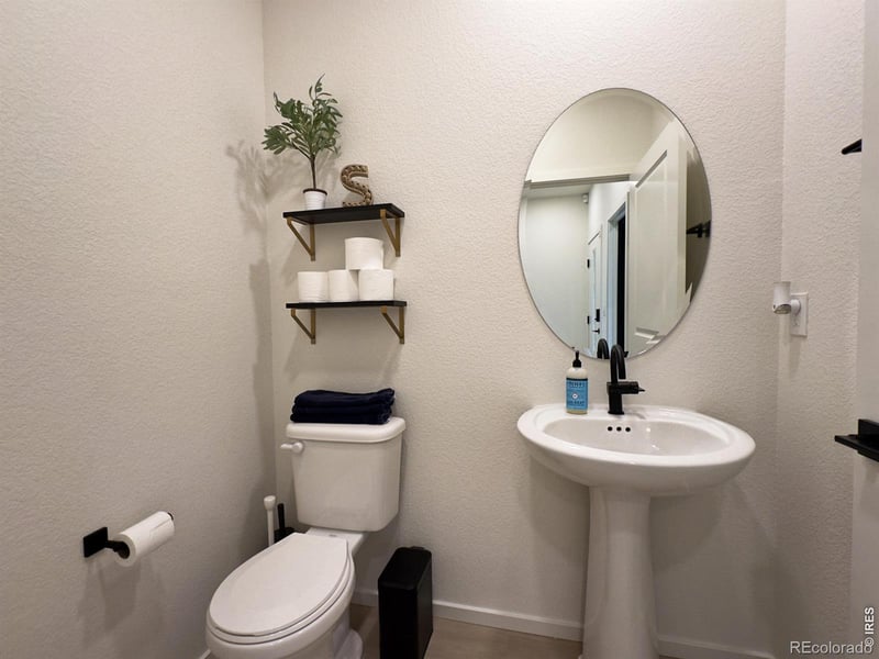 615 Whisperwind Ln, Fort Collins, CO 80524