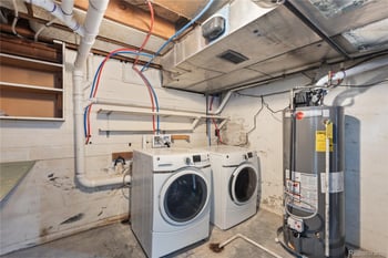 1261 Jackson St, Denver, CO 80210