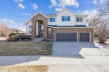 2240 Summitview Dr, Longmont, CO 80504