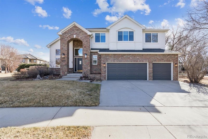 2240 Summitview Dr, Longmont, CO 80504