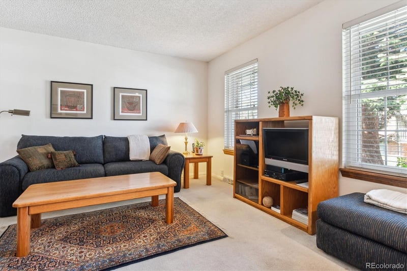 2437 E Geddes Pl, Centennial, CO 80122