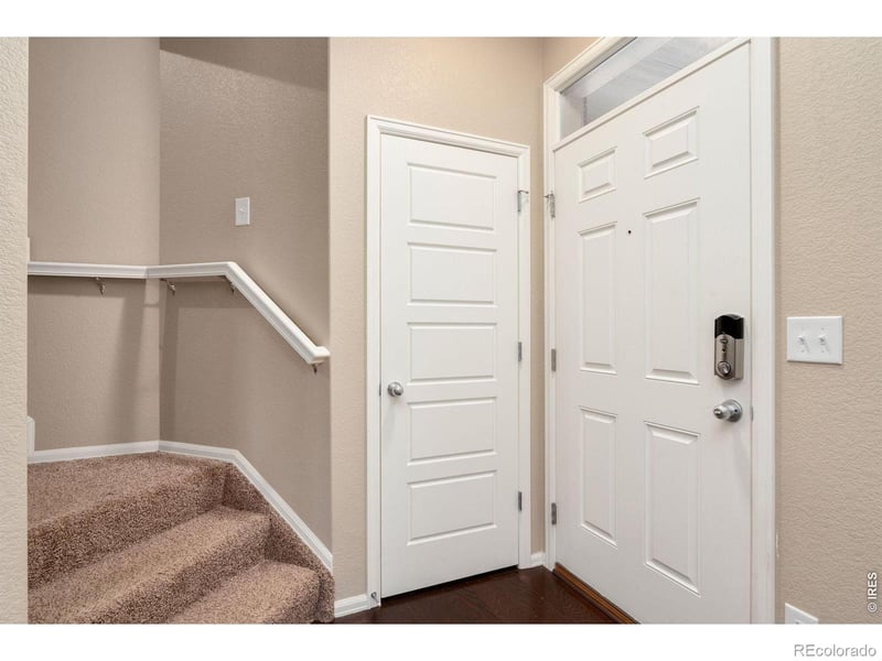 2198 Steppe Dr, Longmont, CO 80504