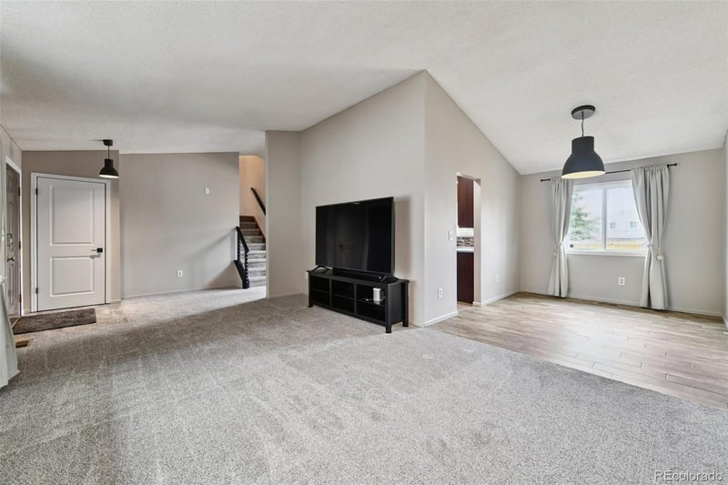 687 Phillips Dr, Littleton, CO 80122