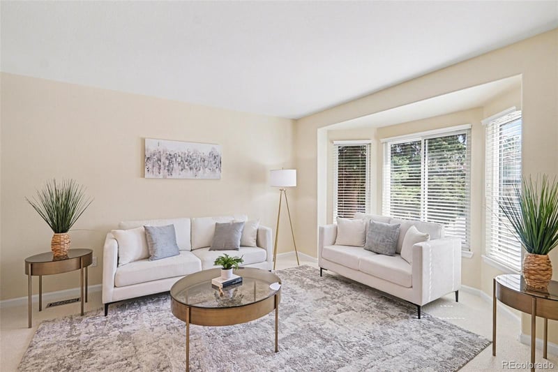 9467 Cherryvale Ln, Highlands Ranch, CO 80126