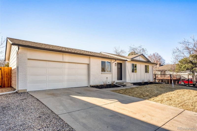 1529 Nucla St, Aurora, CO 80017