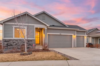 4541 Valdai Way, Aurora, CO 80015