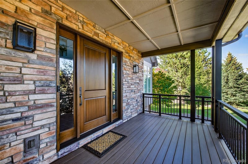33 Golden Eagle Ln, Littleton, CO 80127