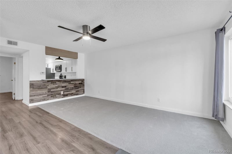 14352 Arizona Ave, Aurora, CO 80012