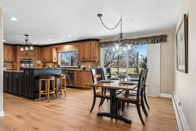 930 Reed Ct, Lakewood, CO 80214