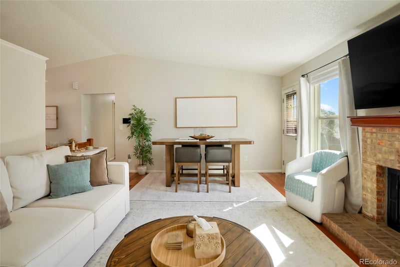 8932 Cooper Ave, Littleton, CO 80128