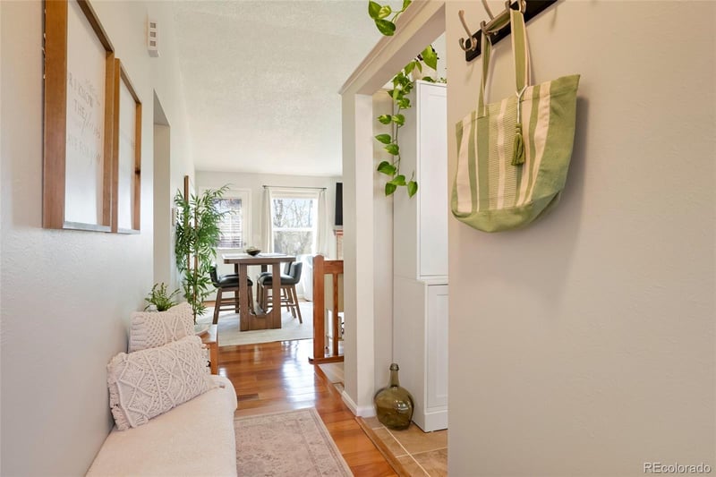 8932 Cooper Ave, Littleton, CO 80128