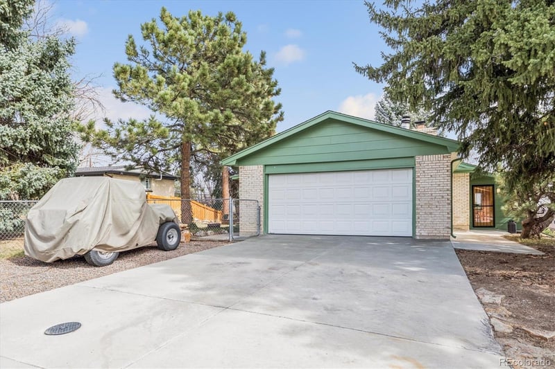 7027 70th Ave, Arvada, CO 80003