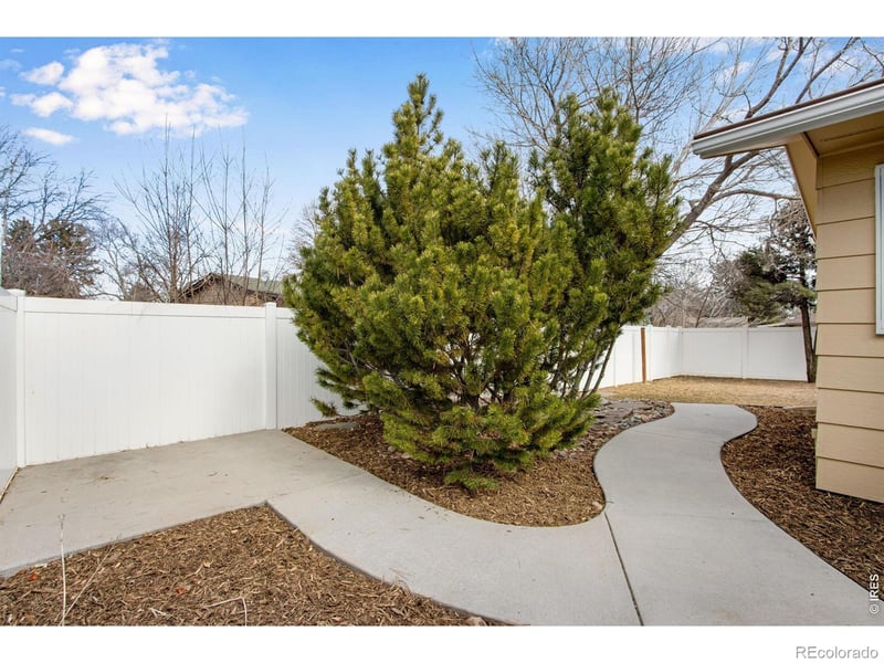 300 Ruth St, Fort Collins, CO 80525