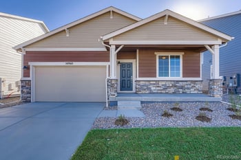 5490 27th Ave, Strasburg, CO 80136