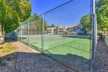 906 Walden St #104, Aurora, CO 80017