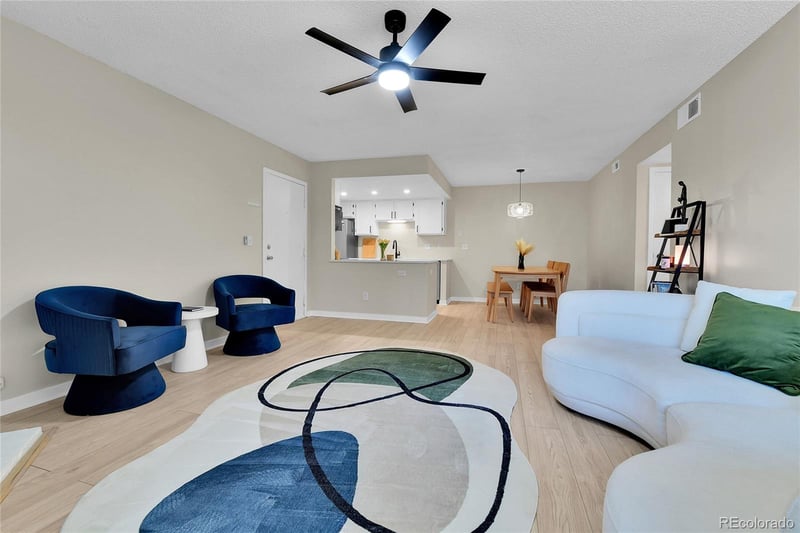 906 Walden St #104, Aurora, CO 80017