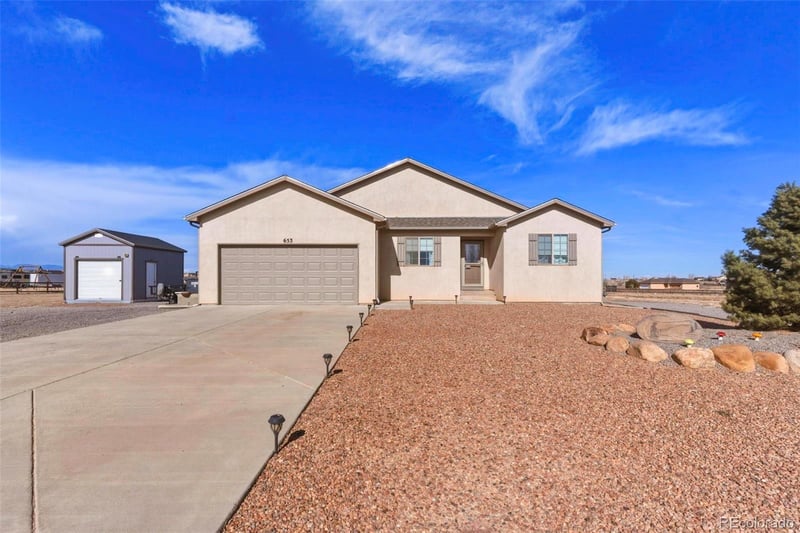 653 Chaunsey Dr, Pueblo West, CO 81007