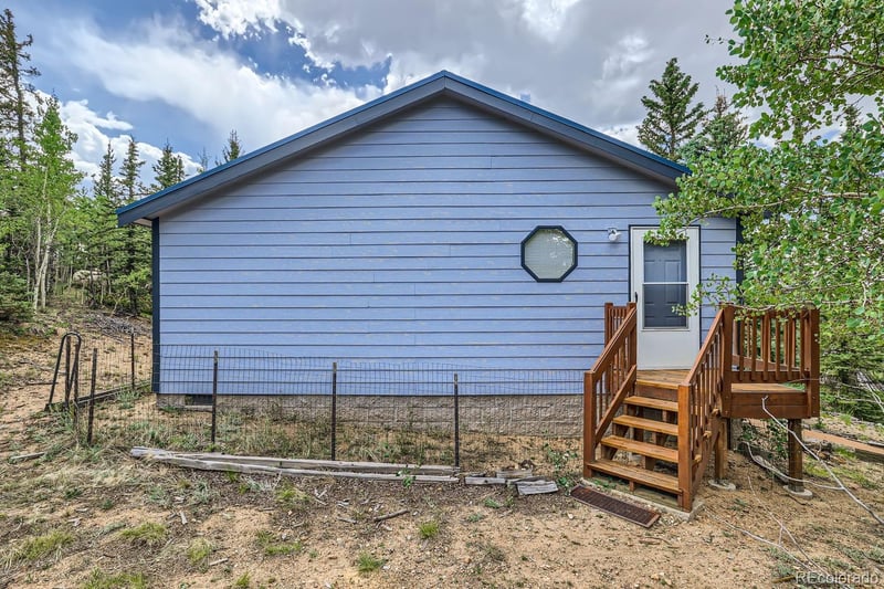 647 Wampum Ln, Jefferson, CO 80456