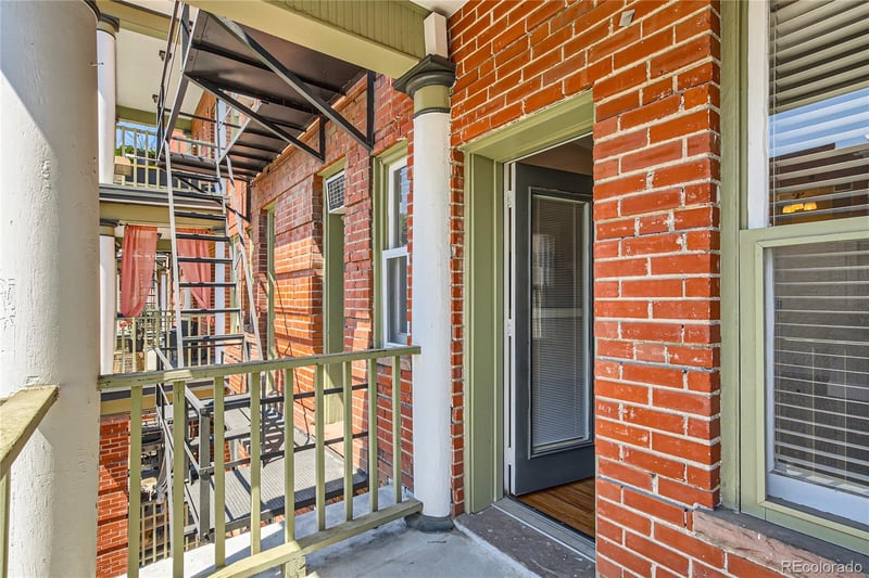 1376 Pearl St #212, Denver, CO 80203