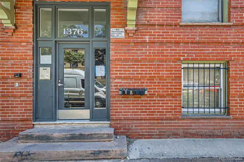 1376 Pearl St #212, Denver, CO 80203