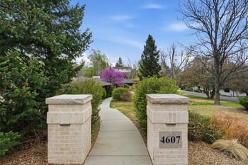 4607 Wagon Trail Rd, Littleton, CO 80123