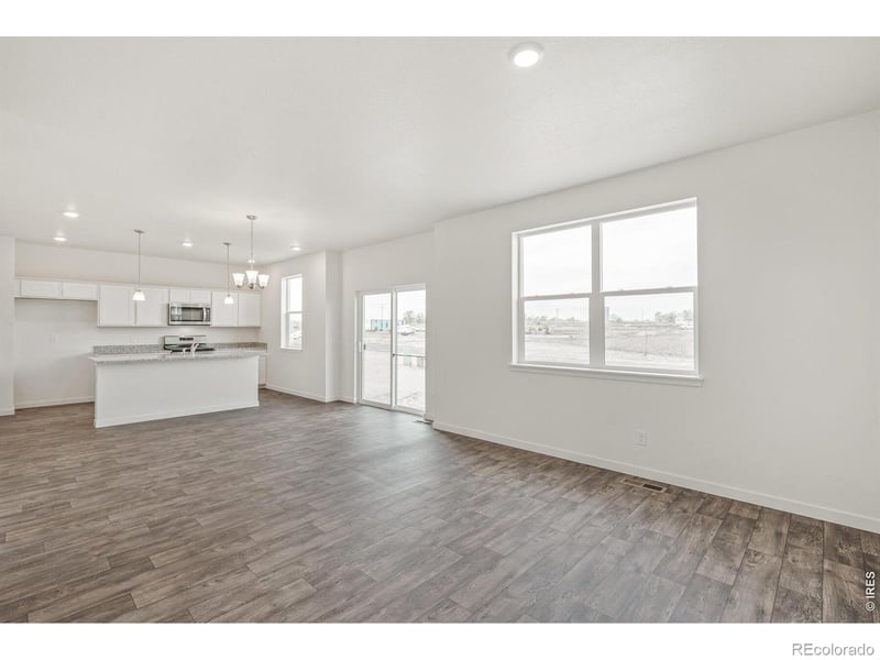 13927 Garnet Dr, Mead, CO 80504