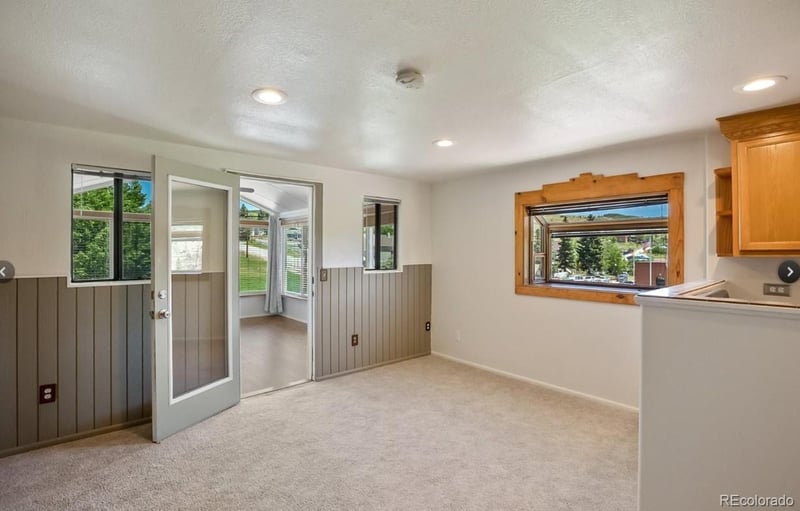 206 Carr Ave, Cripple Creek, CO 80813