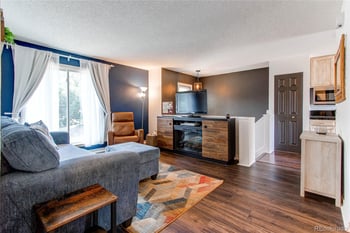 17753 Colorado Dr, Aurora, CO 80017