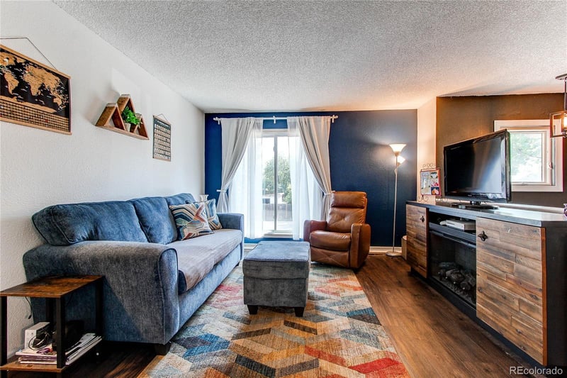 17753 Colorado Dr, Aurora, CO 80017