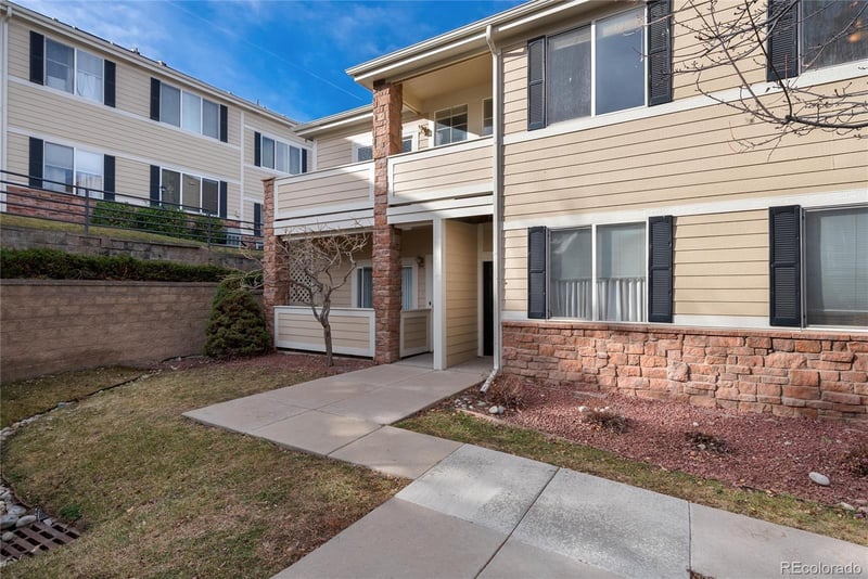 16808 Gunnison Dr #6H, Aurora, CO 80017