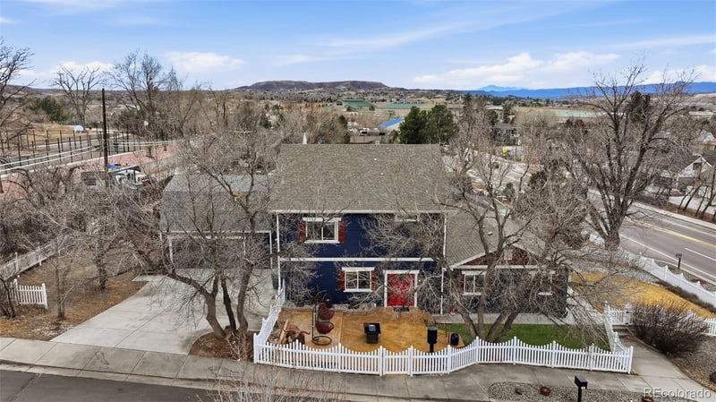 122 Gilbert St, Castle Rock, CO 80104