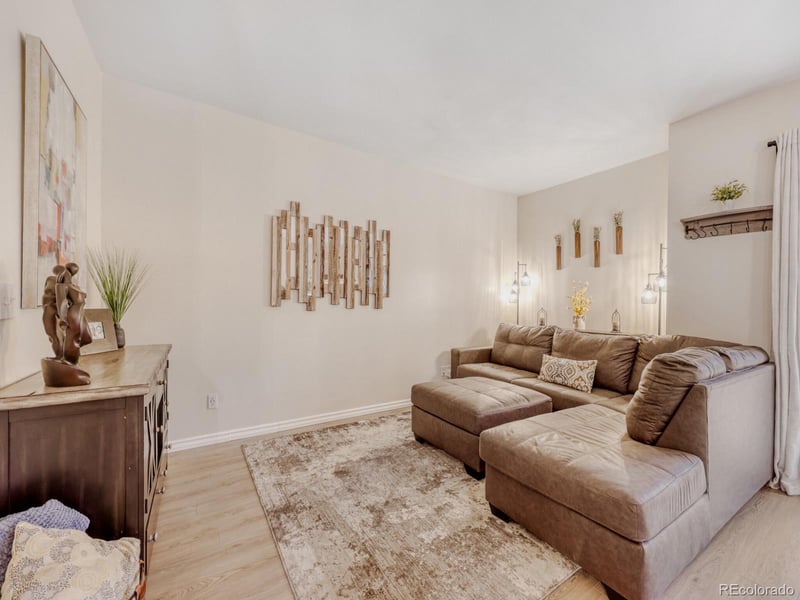 212 Oman Rd, Castle Rock, CO 80104