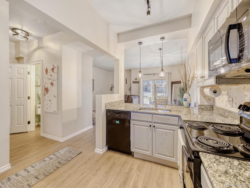 212 Oman Rd, Castle Rock, CO 80104