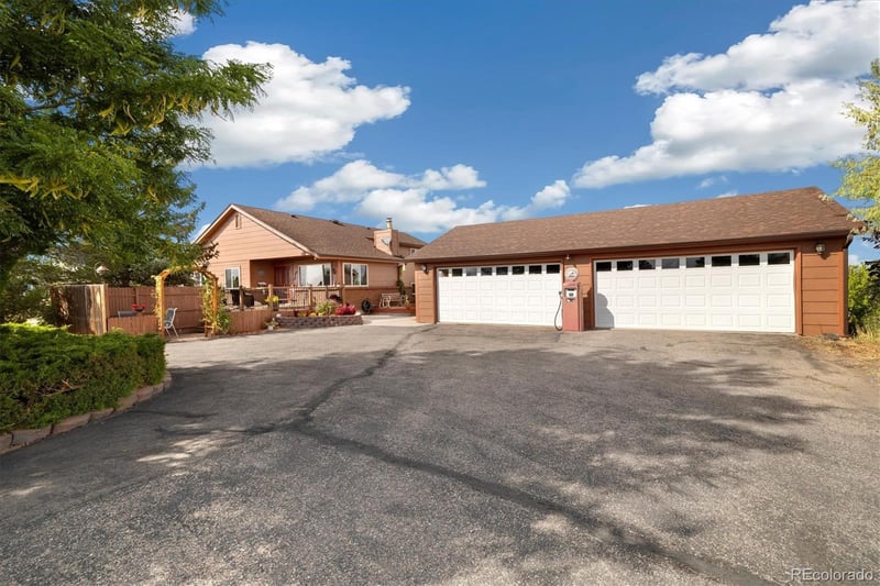 7390 Liverpool St, Centennial, CO 80016